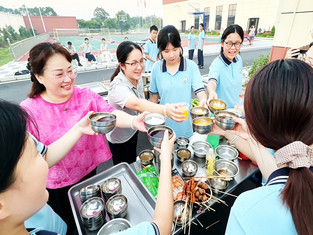 云浮正规叛逆娃娃培训学校推荐，寄宿素质培育机构测评